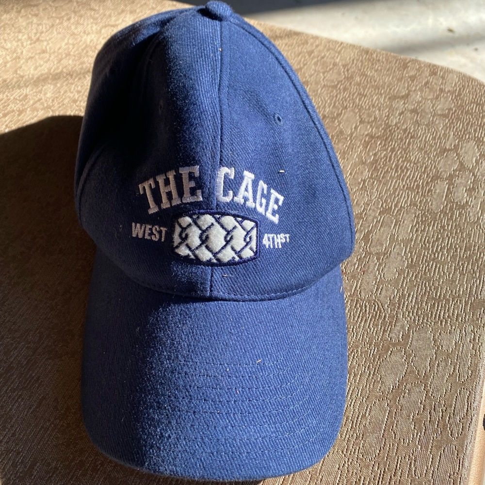Rare Nike Basketball hat THE CAGE West 4th court New - Picture 8 of 9